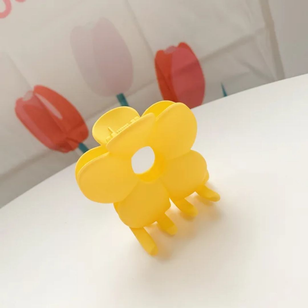 Pastel Bloom Claw (pack of 1)