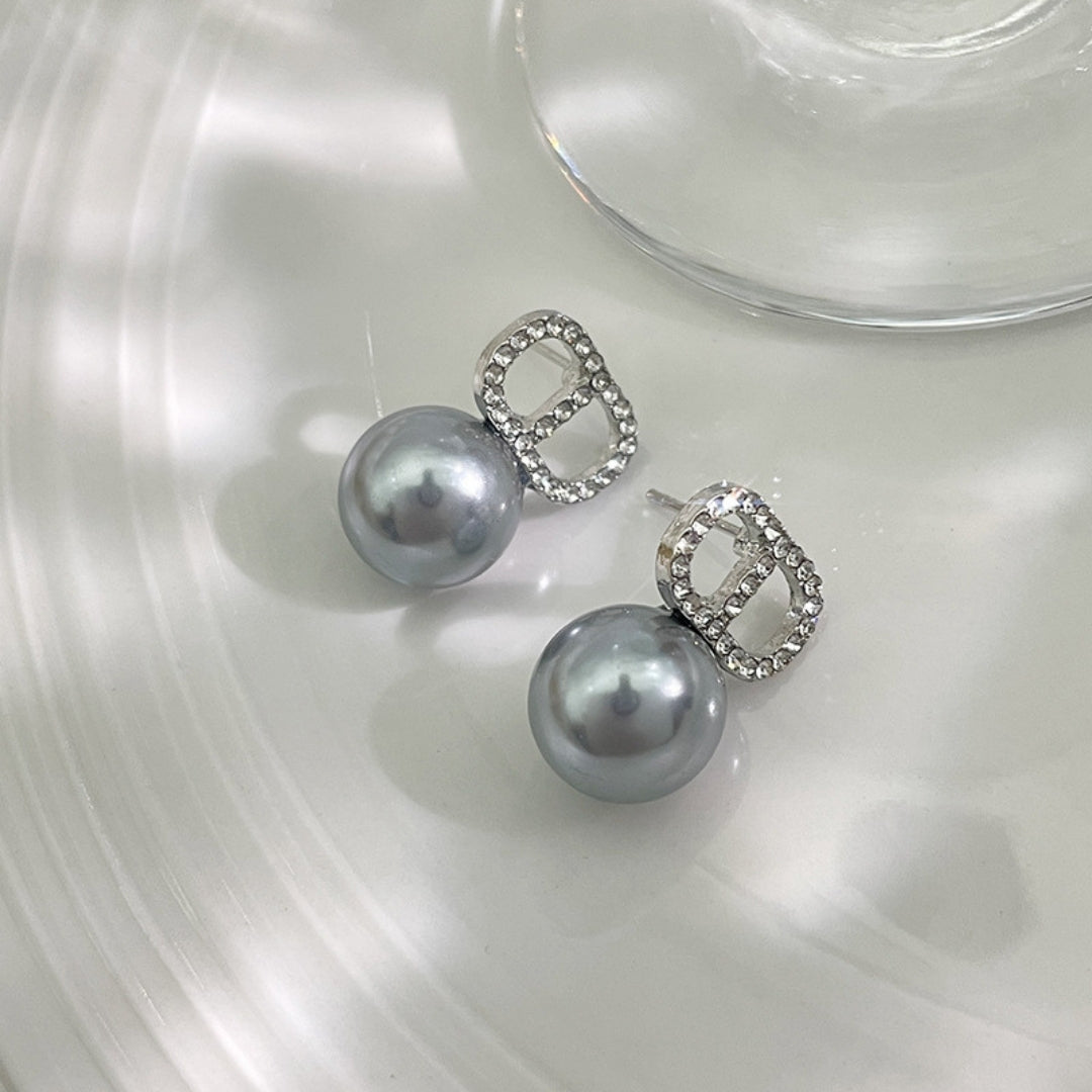 Haute Gris Pearl Earrings