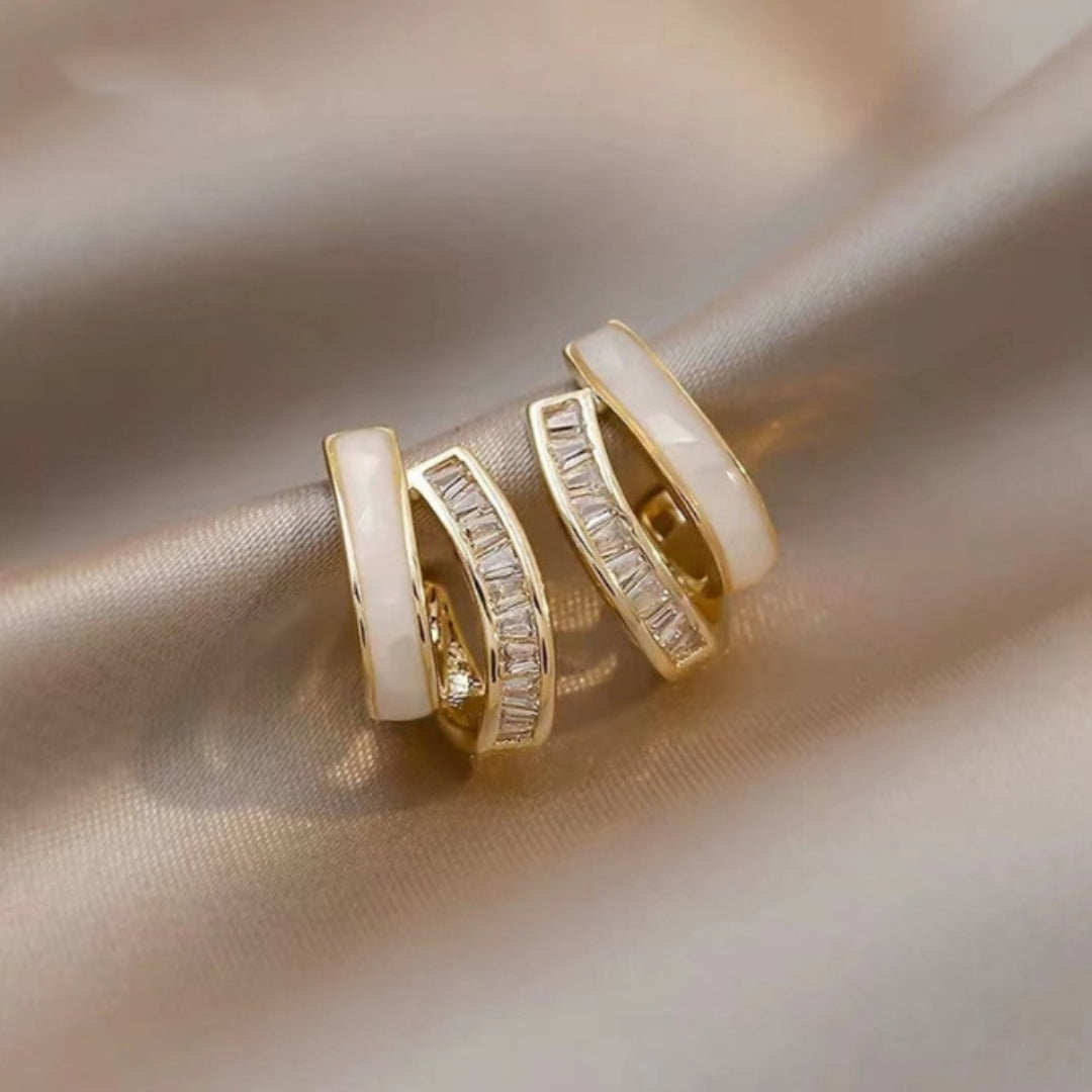 Minimalist Gleam Studs Earrings