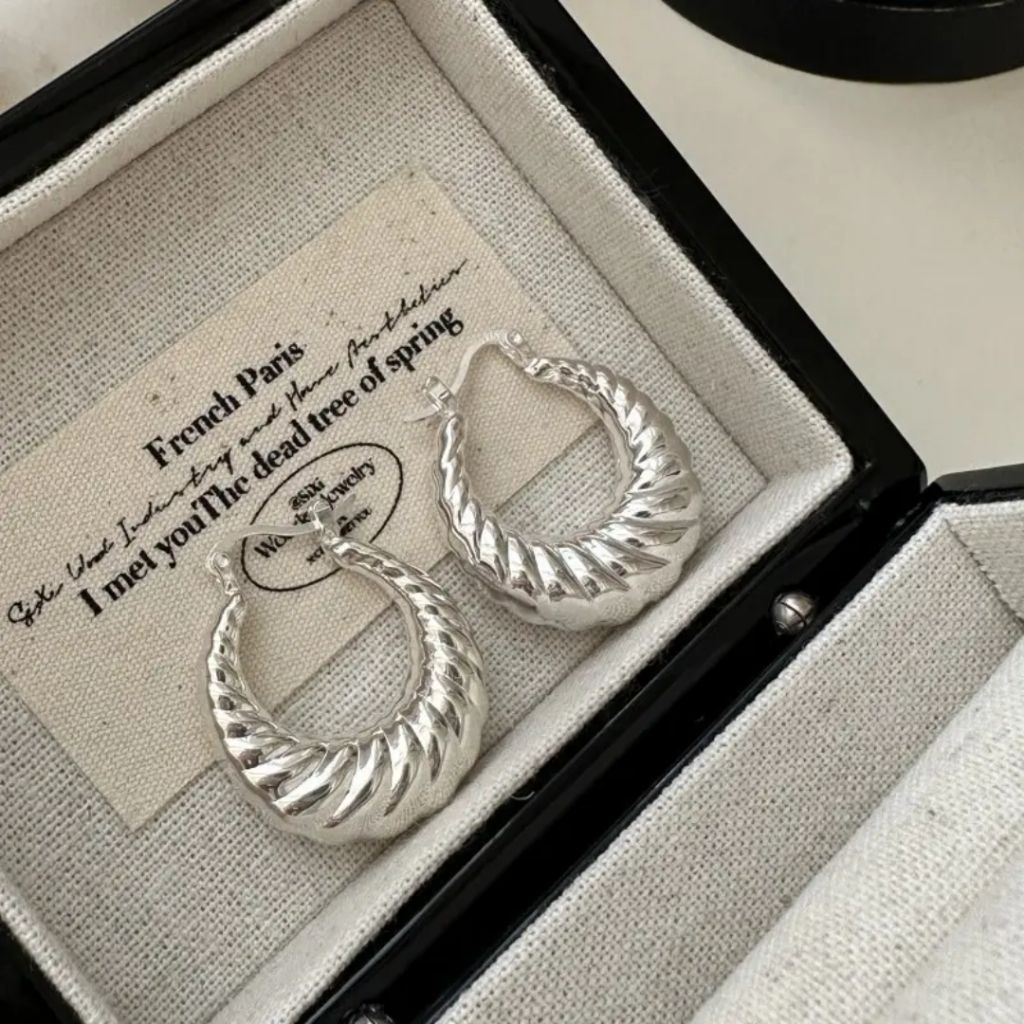 Dainty Coil Earrings