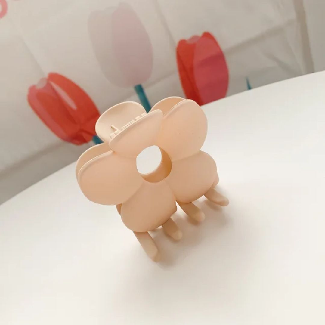 Pastel Bloom Claw (pack of 1)