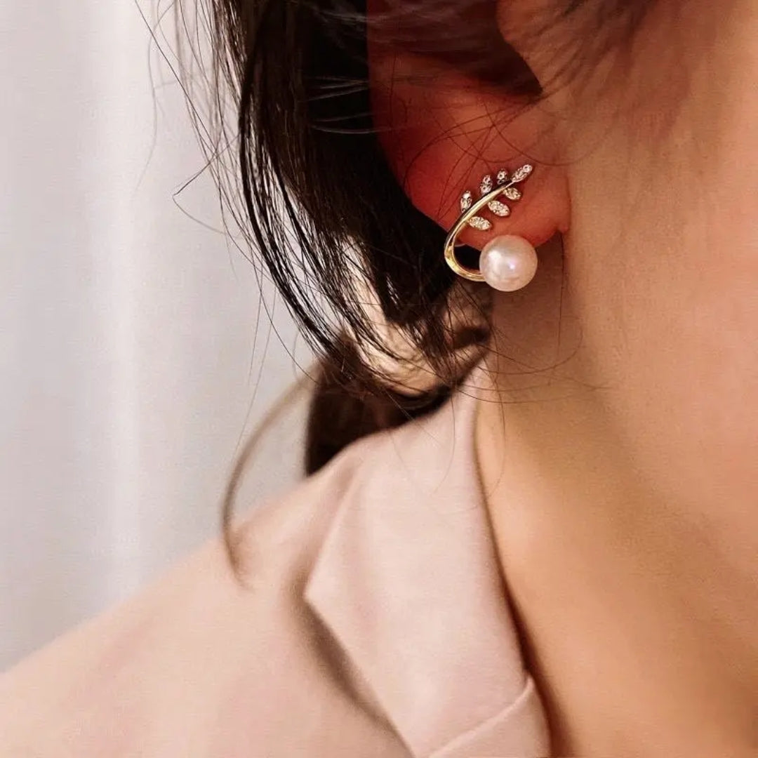 Gilded Flora Pearl Drops Earring