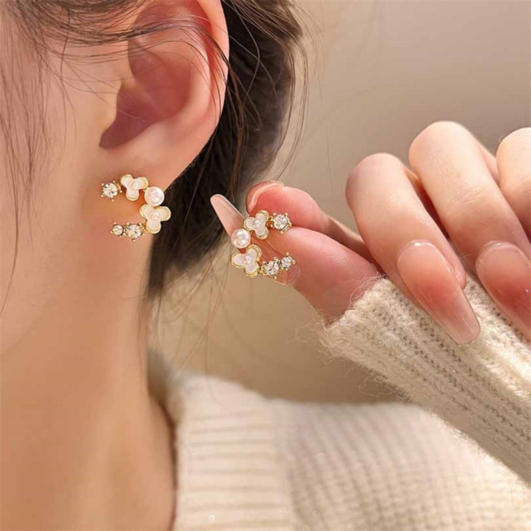 Heritage Pearl Arcs Stud Earrings