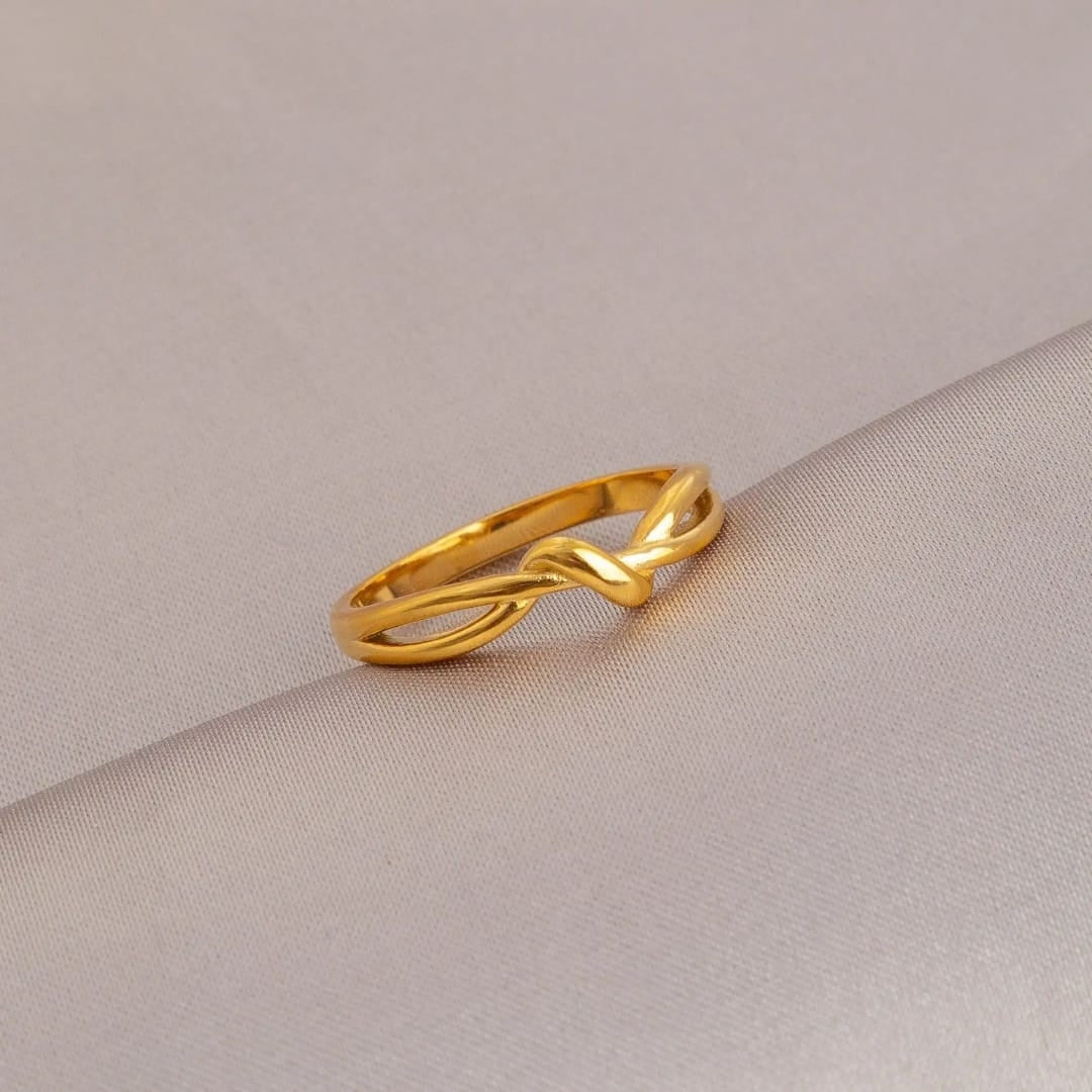 Gilded Knot Ring