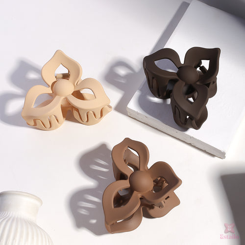 Floral Triad Claw (pack of 1)