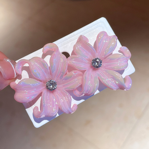 Luxe Petal Studs Earring