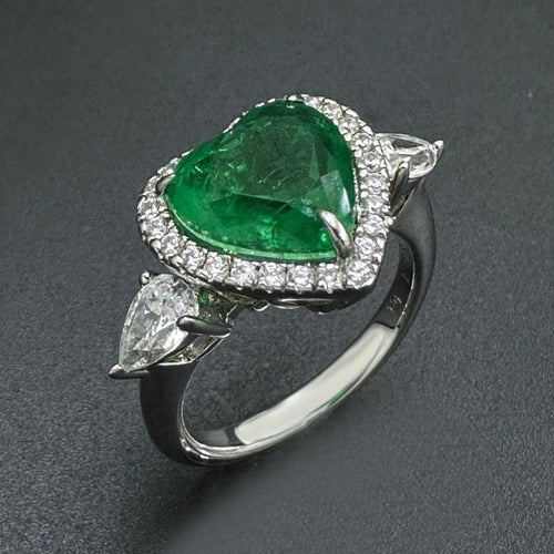 Emerald Heart Ring