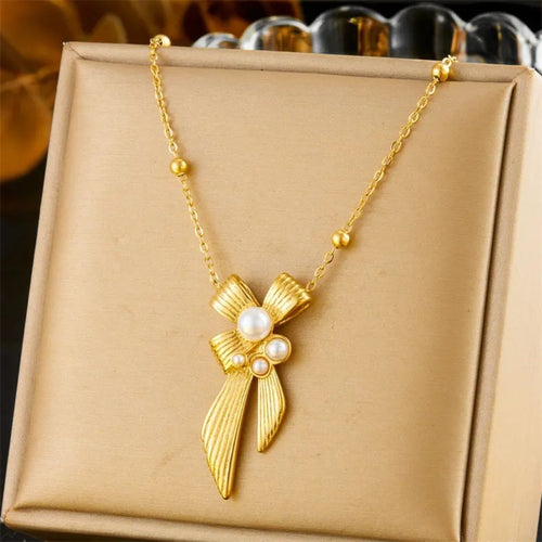 Pearl Bowtique Necklace