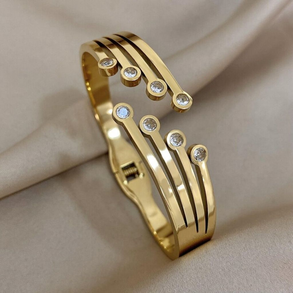 Glimmer Loop Luxe Bracelet