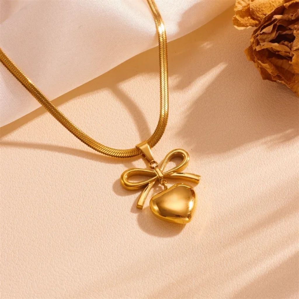 Knot Your Love Necklace