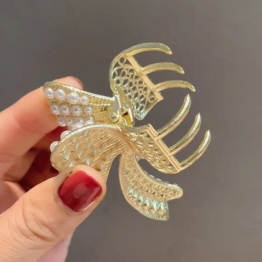 Elegant Pearl Bow Hair Claw