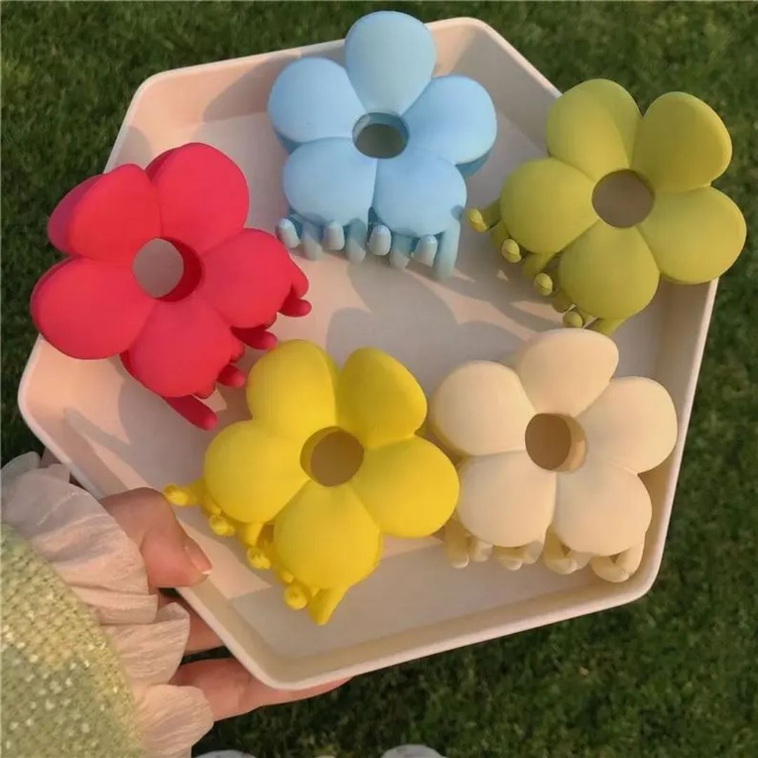 Pastel Bloom Claw (pack of 1)