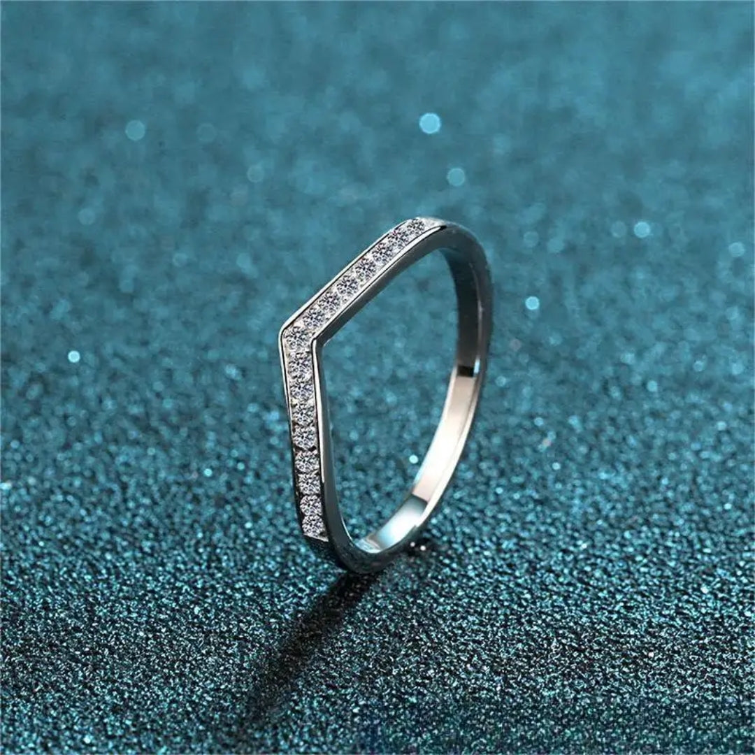 V-Shaped Sparkle Ring