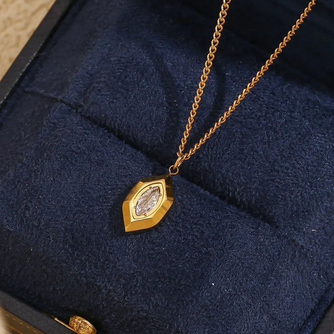 Crystal Gleam Necklace