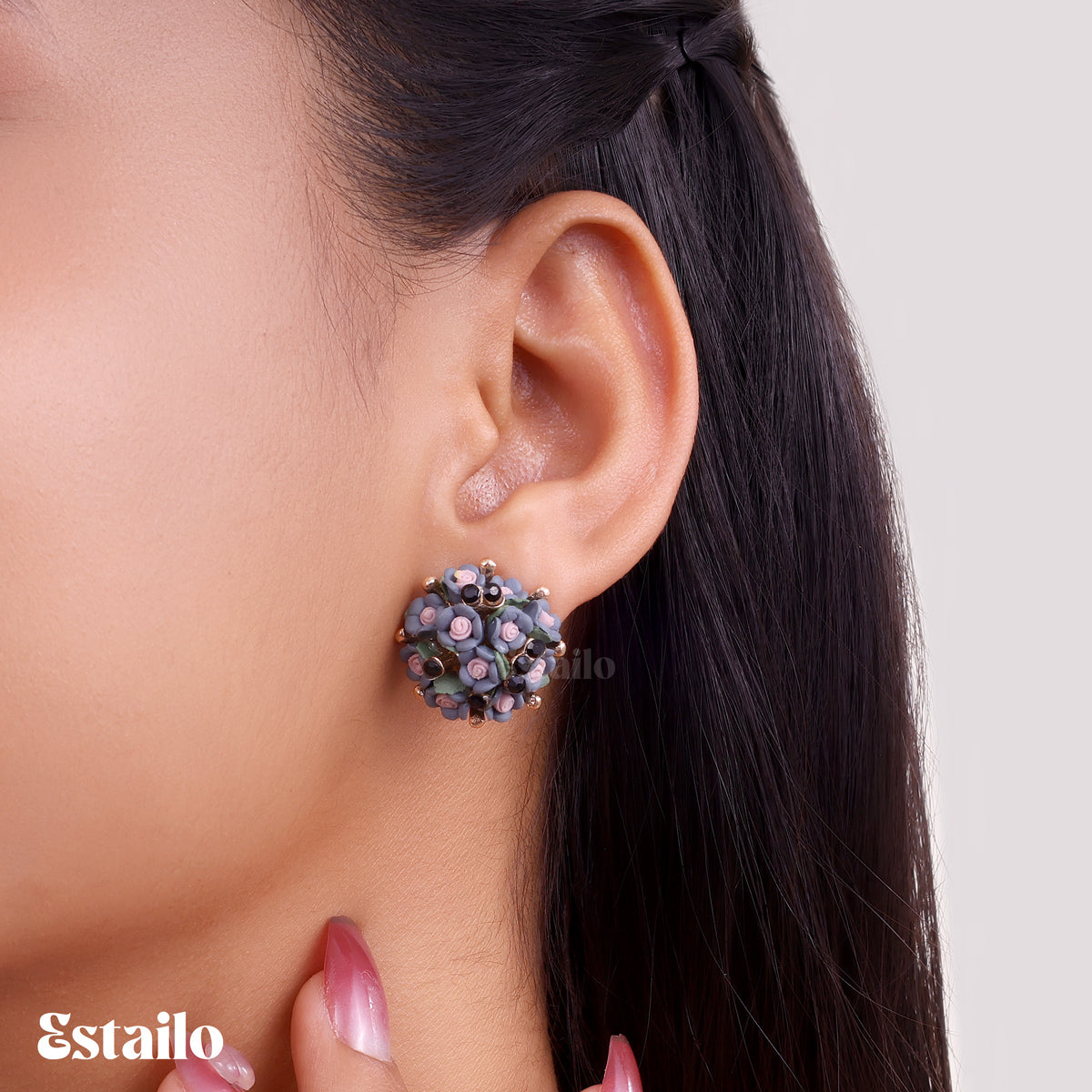 Darling Rosette Stud Earring