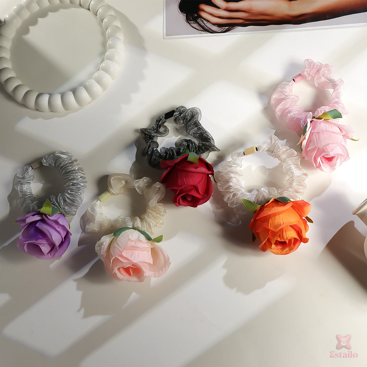Color Pop Daisy Scrunchie (pack of 1)