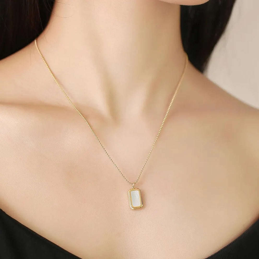 Coastal Frame Necklace