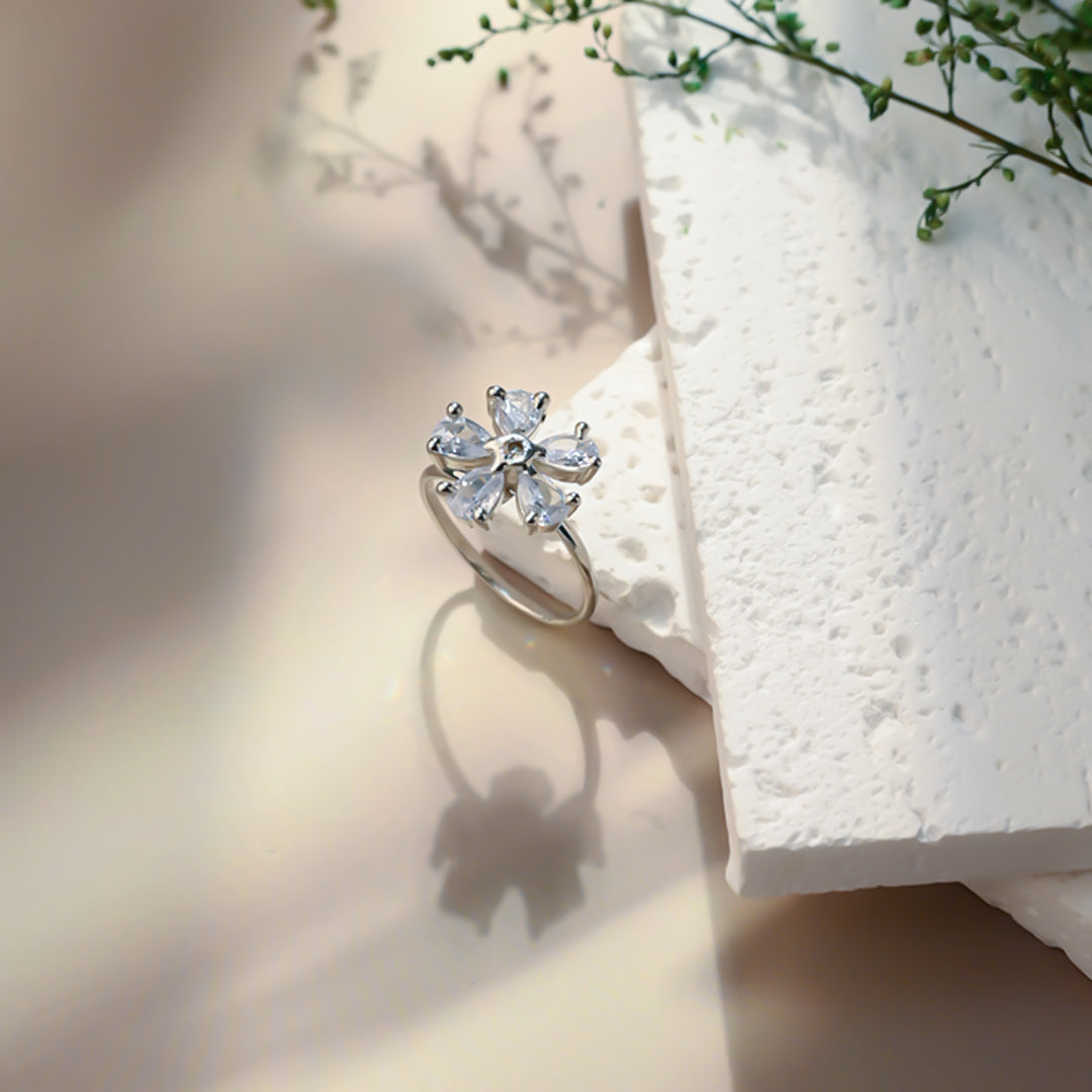 Eternal Silver Petals Ring