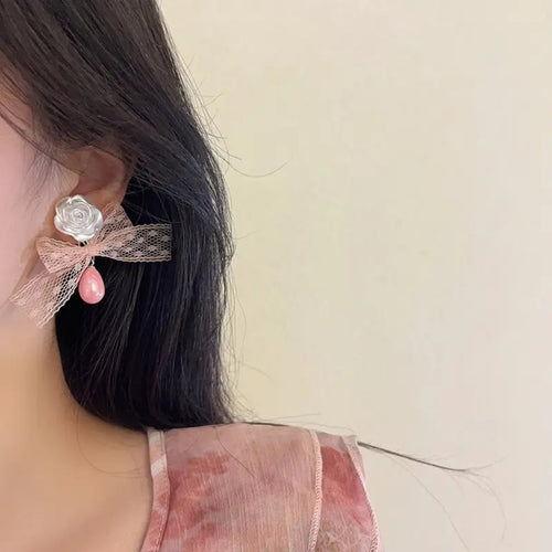 Snowbud Studs Earring