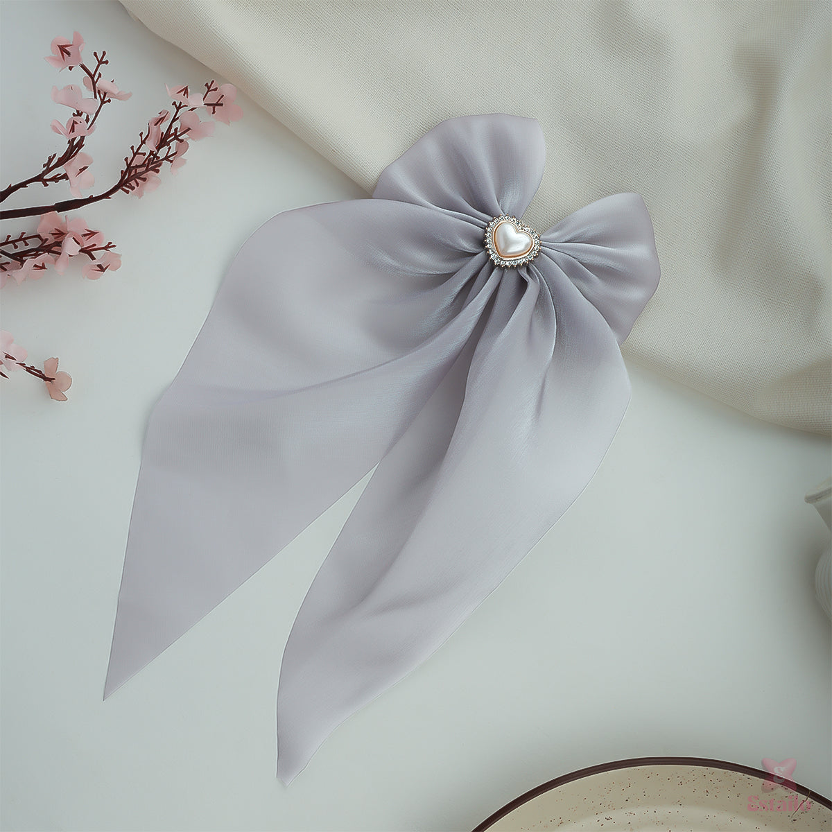 AshHeart Bow Clip
