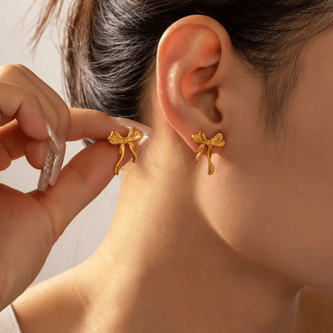 Bow to Love Earrings