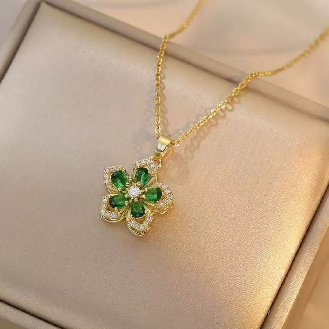 Starlight Emerald Rosette Necklace