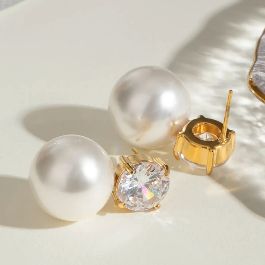 Shell Luxe Stud Earrings