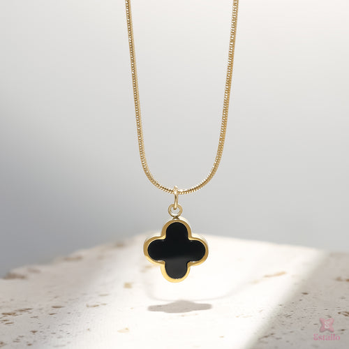 Clover Charm Necklace (worn in 2 way)