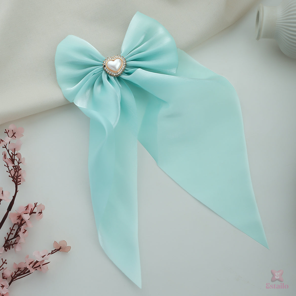 AquaLove Bow Clip