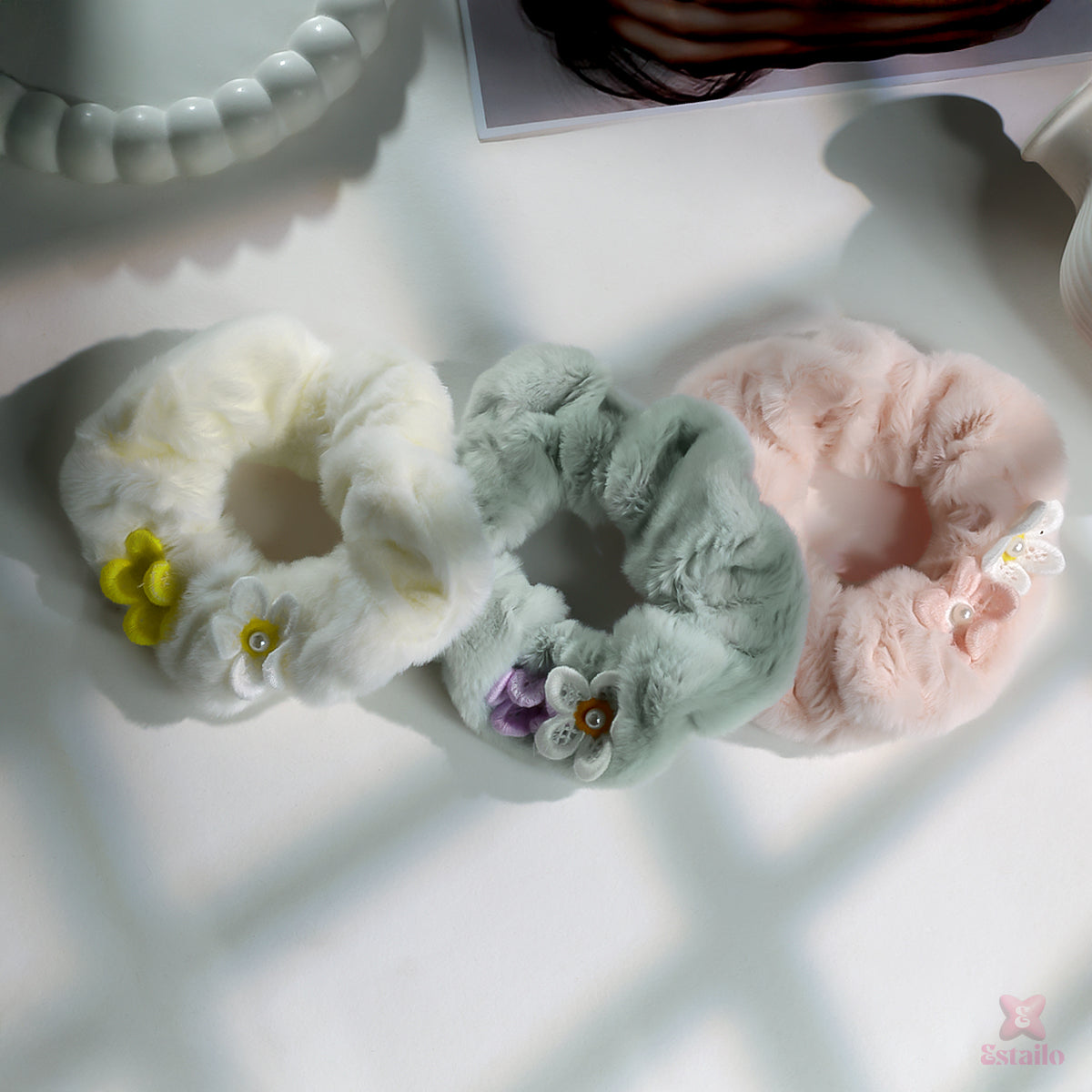 Acry Pop Hair Scrunchie (pack of 1)