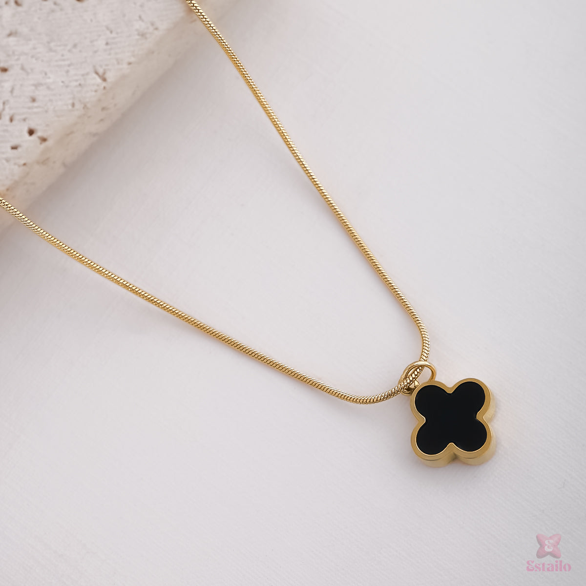 Clover Charm Necklace (worn in 2 way)