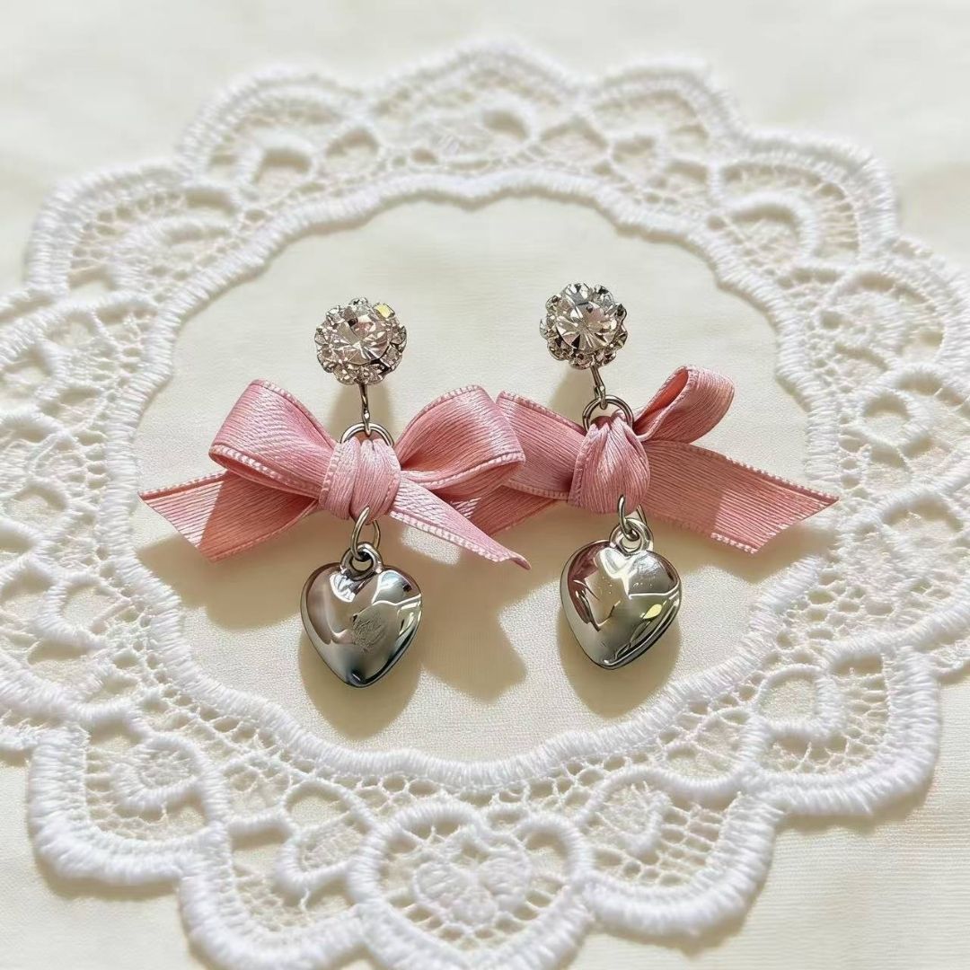 Rosé Silk Hearts Earrings