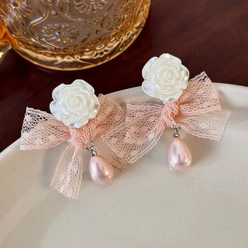 Snowbud Studs Earring