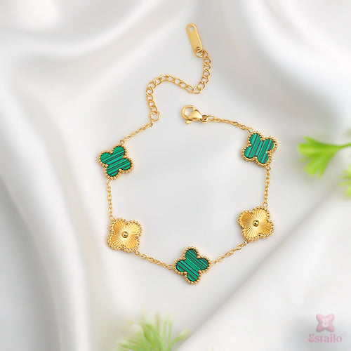 Glowy Clover Bracelet