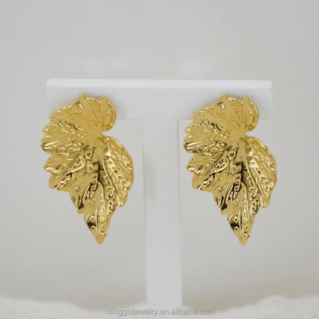 Palm Glint Studs Earring