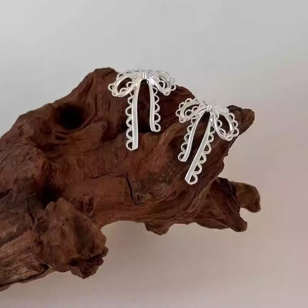 Victorian Veil Bows Earrings
