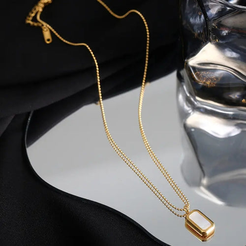 Coastal Frame Necklace