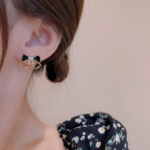 Chic Bow Studs Earrings