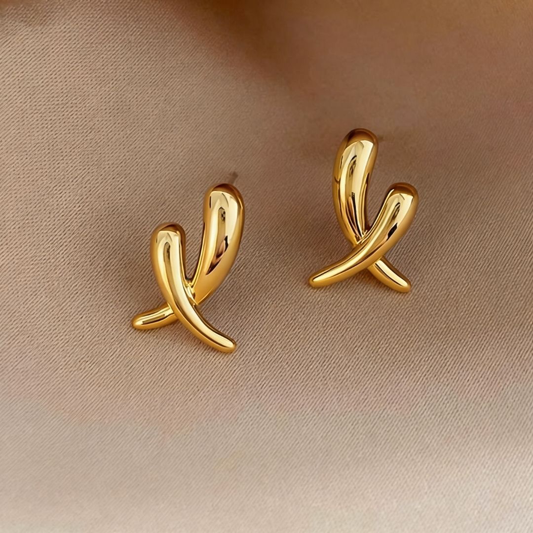 Golden Luxe Tilt Earrings