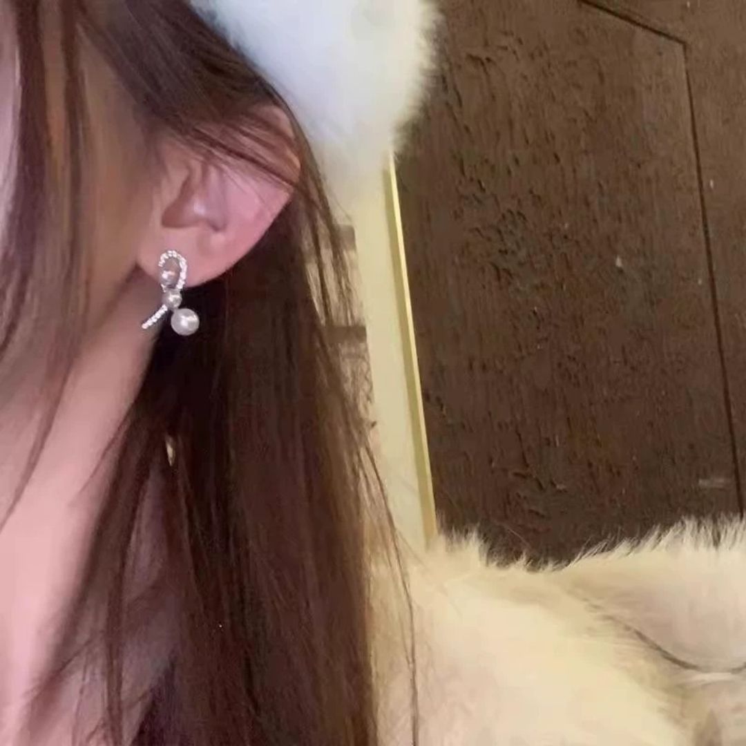 Graceful Pearl Bow Knot Earrings