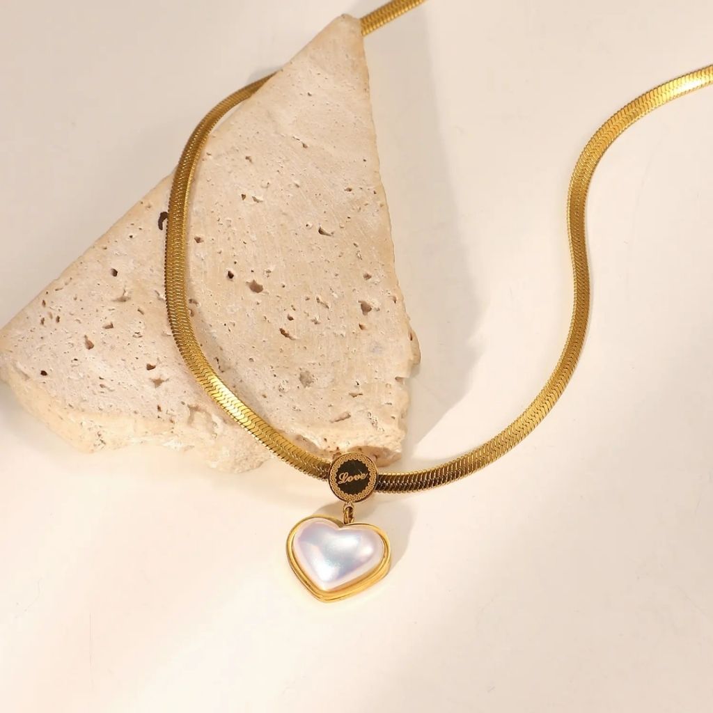 Pearl Me Pretty Necklace