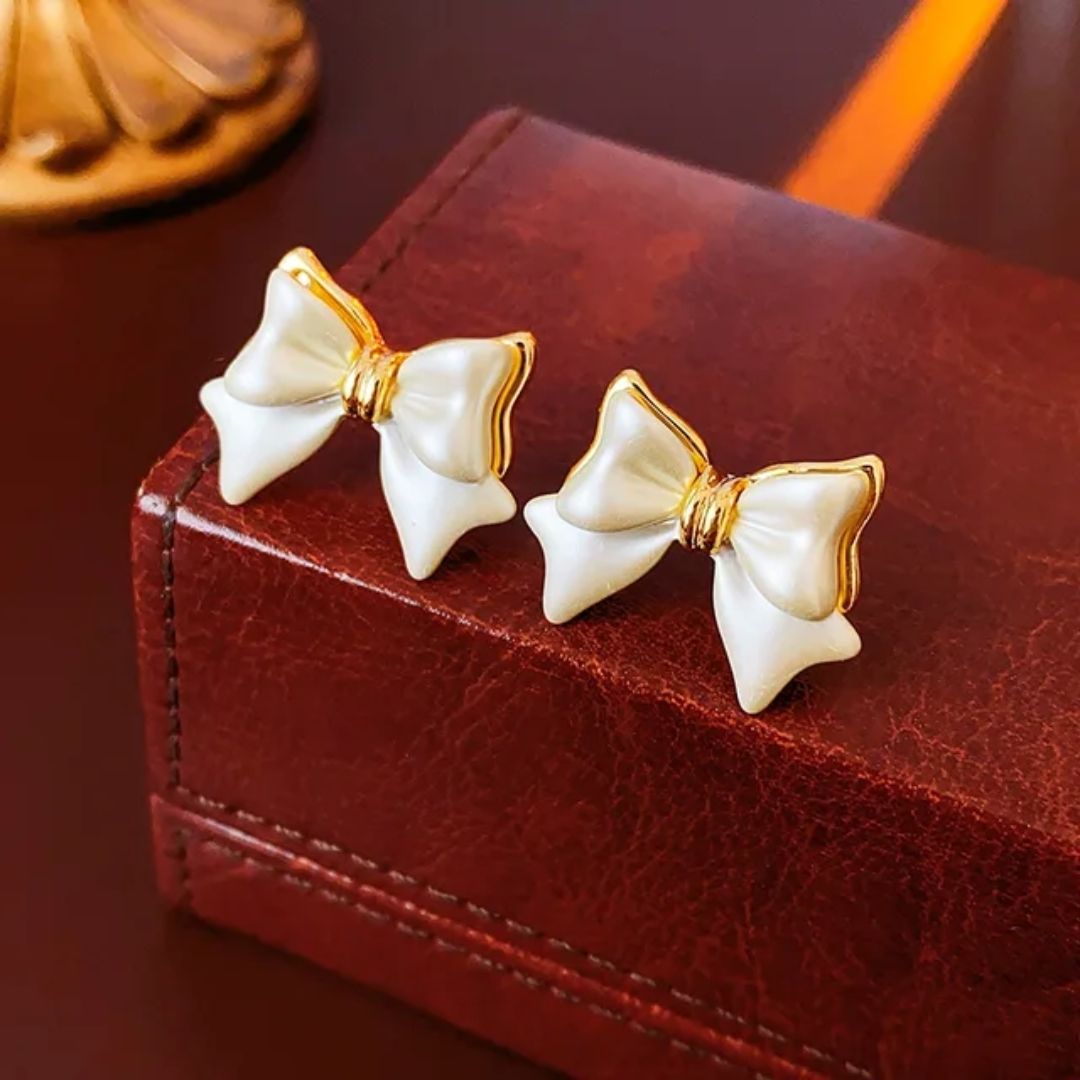 Groovy Bow Glaze Earrings