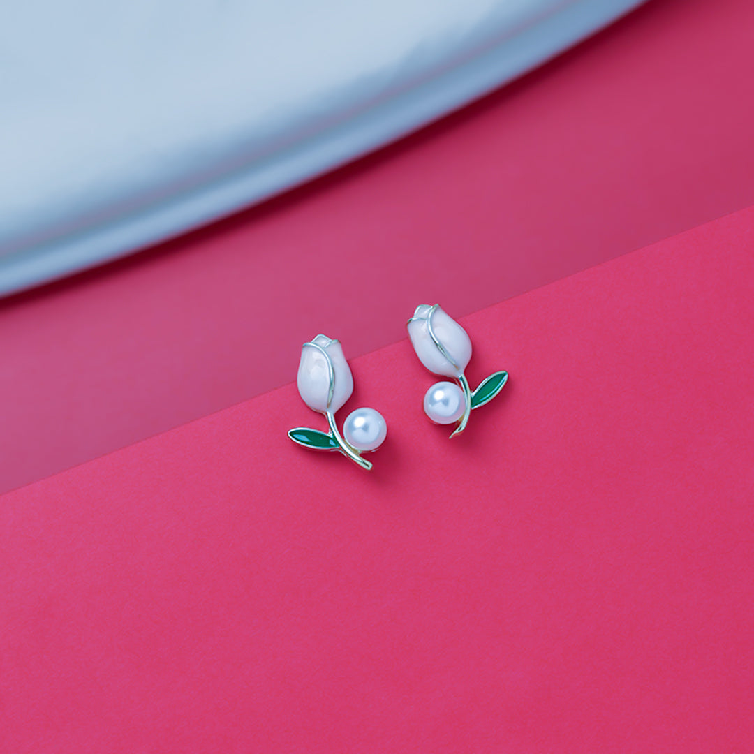 Minimal Flower Earrings