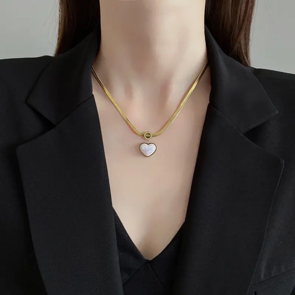 Pearl Me Pretty Necklace