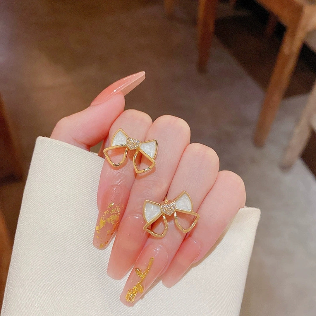 Pearl Bow Studs Earrings