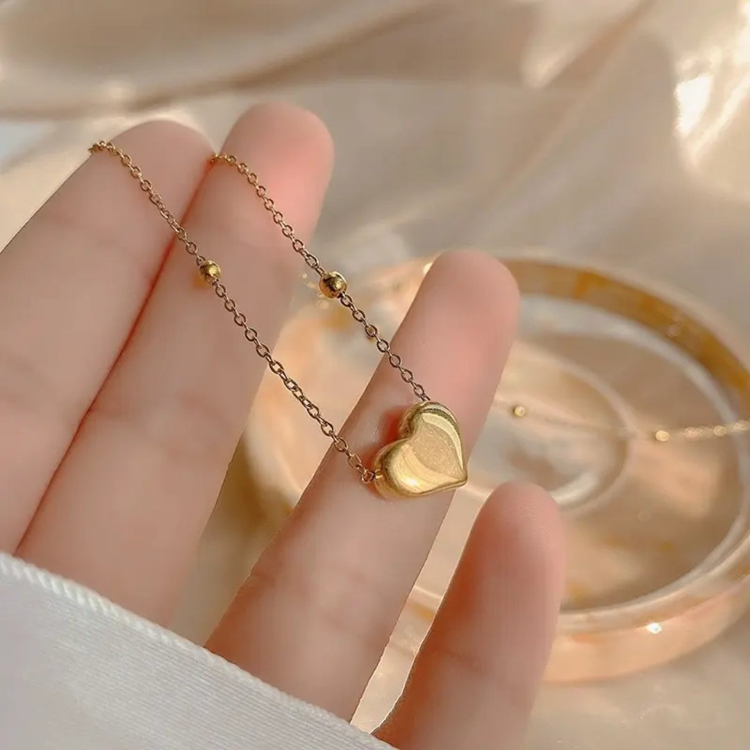 Heart Glow Necklace