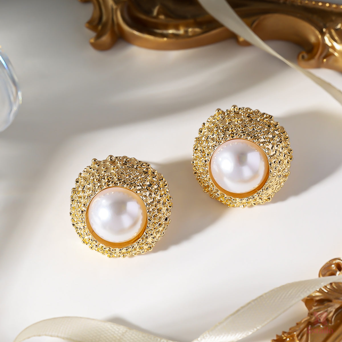 Tangy Bloom Studs Earrings