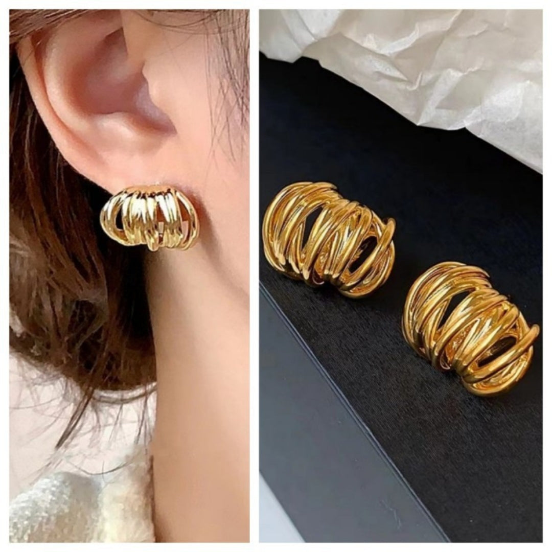 Golden Ripple Studs Earring