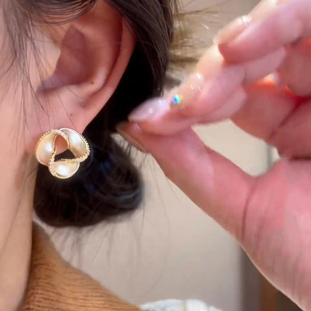 Swirlbloom Studs Earrings