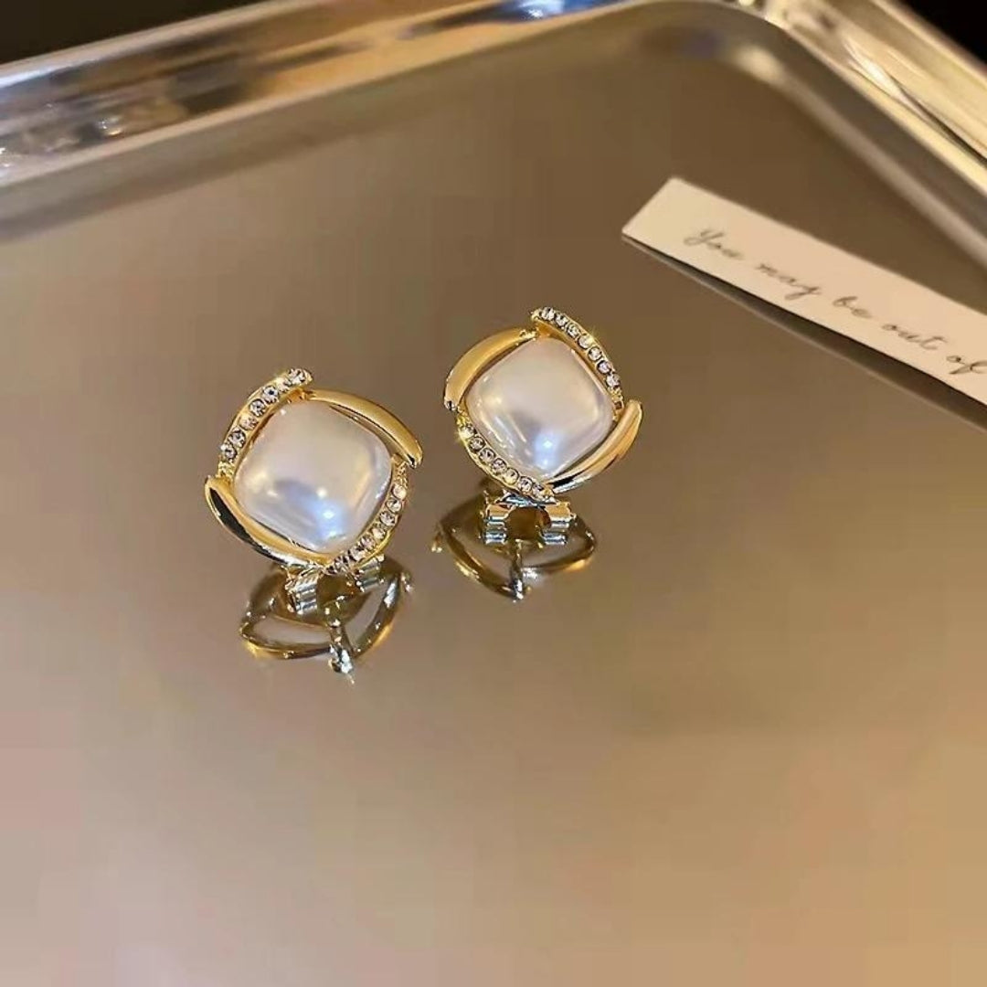 Bling Blogger  Earring